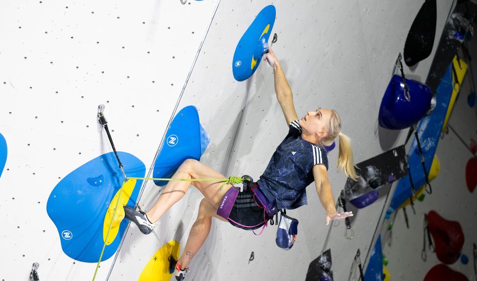 Garnbretova v domačem Kopru postavila nov mejnik športnega plezanja