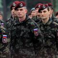 Stanje v slovenski vojski je dobro, zagotavlja obrambna ministrica Ljubica Jeluš