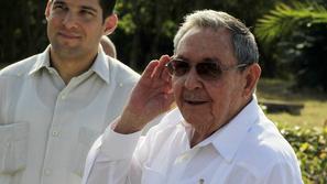 Raul Castro napovedal upokojitev