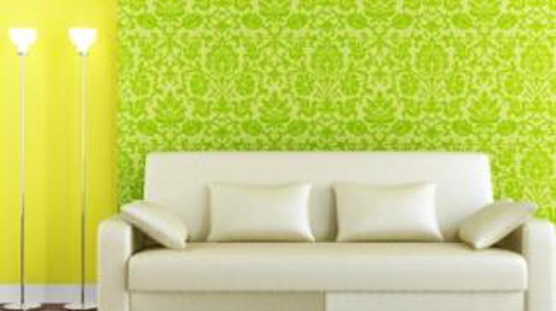 Ne "afnajte" se z oblazinjenim pohištvom in raje izberite nevtralne barve.