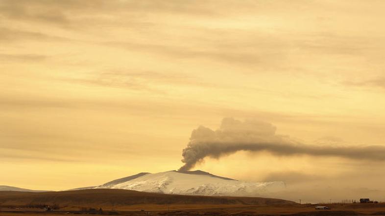 Ali se je islandski vulkan Eyjafjallajokull res umiril, bo znano šele čez nekaj 