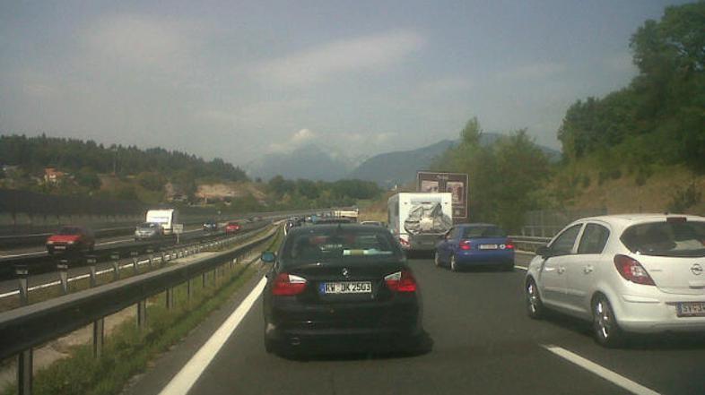 Zastoj na koncu gorenjska avtoceste.