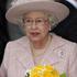 Kraljica Elizabeta II. je zaradi solidarnosti z državljani odpovedala zabavo. (F