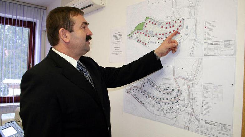 Župan Zvone Lah je prepričan, da so za stanovanjsko cono izbrali dobro lokacijo.