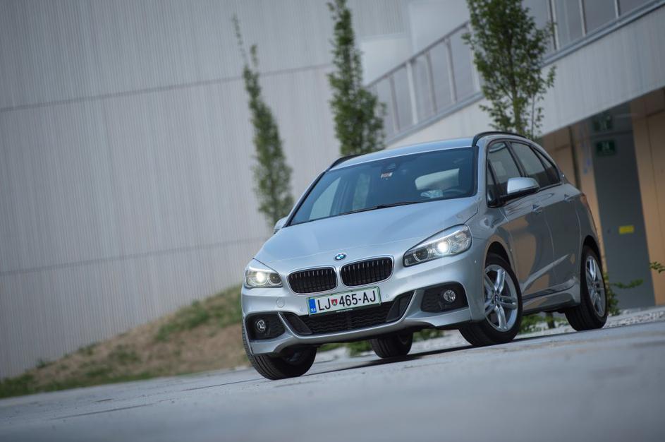BMW 225Xe
