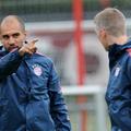 Guardiola Schweinsteiger CSKA Moskva Bayern München trening