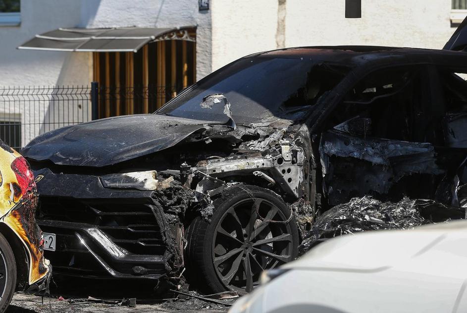 Požar v Veliki Gorici, pogorel  lamborghini revuelto