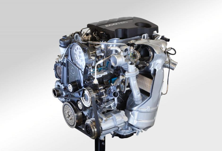 Pogonski motor v opel insignii | Avtor: Opel