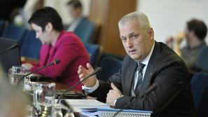 slovenija 19.03.13, Igor Maher, seja odbora DZ za infrastrukturo in prostor, na 