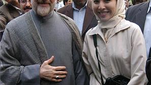 Roxana Saberi v dužbi prejšnjega iranskega predsednika Mohammeda Khatamija.