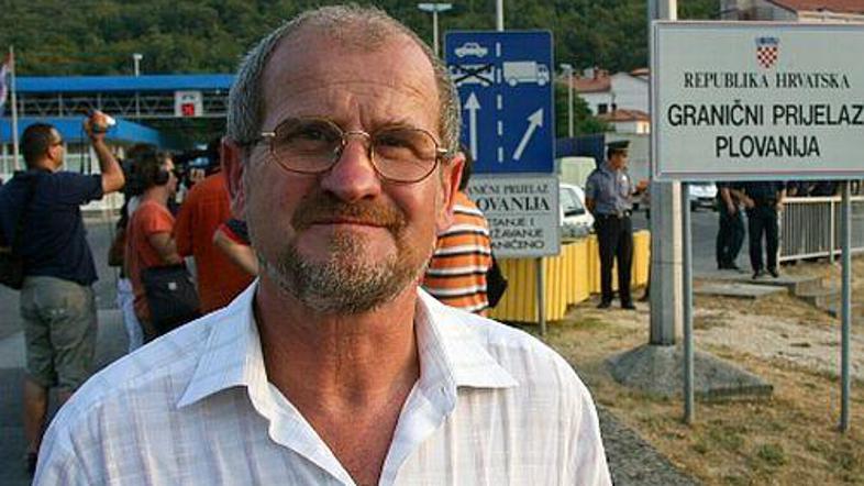 Joško Joras je pisal Olliju Rehnu.