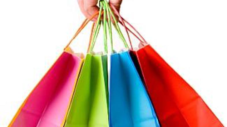 Polnih nakupovalnih vreč je bilo ogromno.