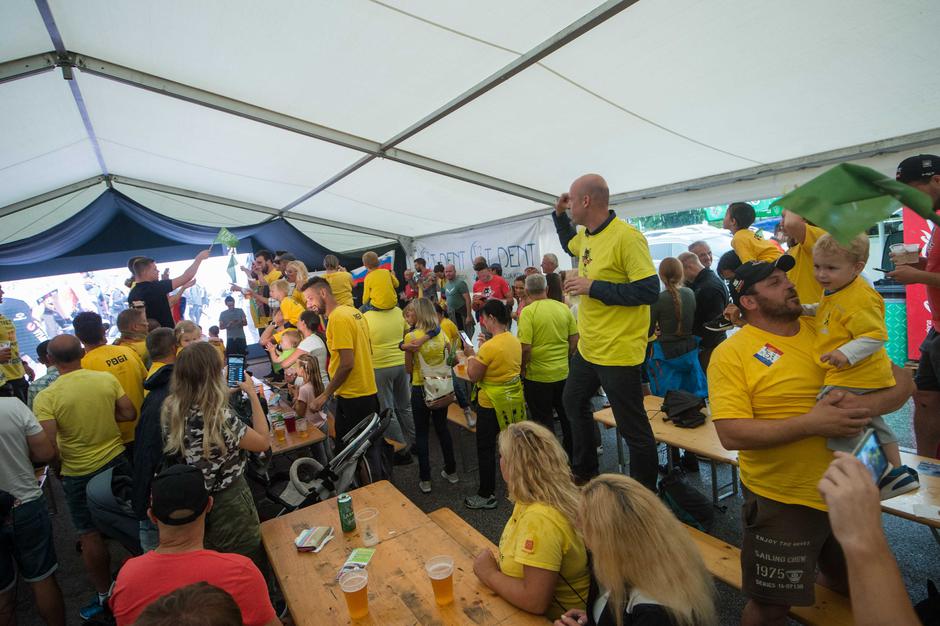 navijači v Komendi | Avtor: Anže Petkovšek