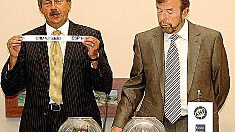 Michael Wiederer (levo) je za spremembe.