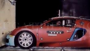 Bugatti veyron na crash testu
