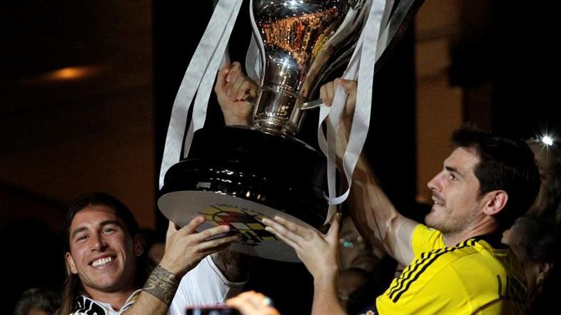 Ramos Casillas Real Madrid Mallorca naslov prvaka pokal Santiago Bernabeu slavje