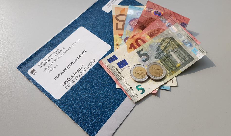 Plačilo davkov na obroke: Ena možnost za vse, druga le za nekatere