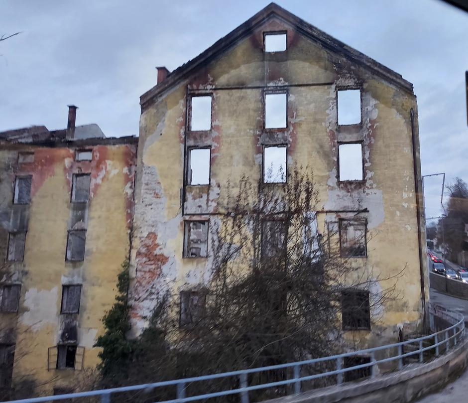 Majdičev mlin, Kranj, po požaru, december 2022 | Avtor: M. Ha.