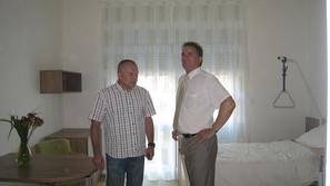 Franc Kangler, mariborski župan, in Miroslav Temnik, direktor Stavbarja, enega i