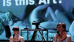 Kako daleč lahko govorimo?