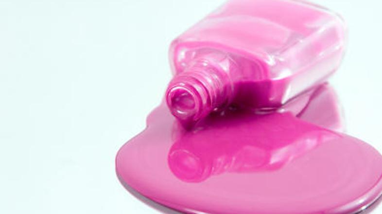 Moderni so vsi odtenki rožnate, od nežnih pastelnih barv do močnih sijočih odten