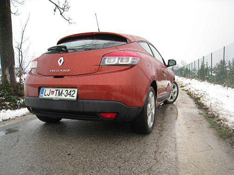 Od prvega decembra bo naprodaj novi renault mégane, in sicer sprva kot berline a