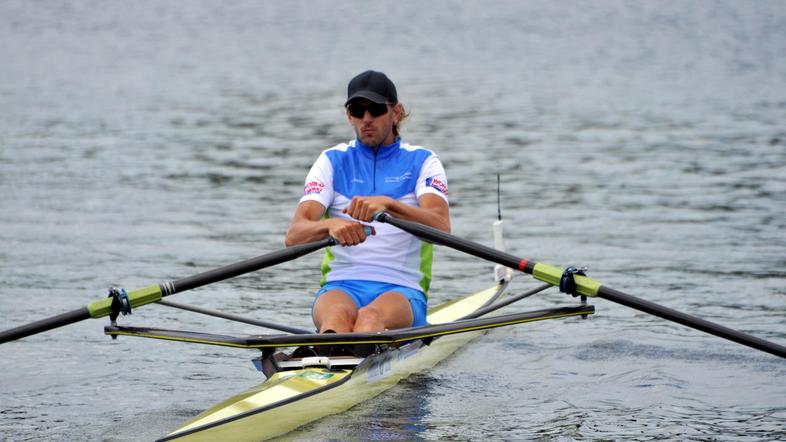 Luka Špik se je po daljši bolezni vrnil kot prerojen. (Foto: Veslaška zveza Slov