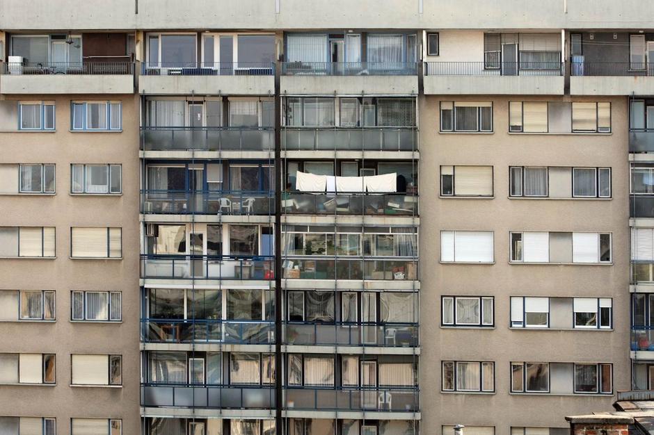 Prodajajo se le kakovostnejše nepremičnine, zato bi lahko bil padec cene kvadrat | Avtor: Žurnal24 main