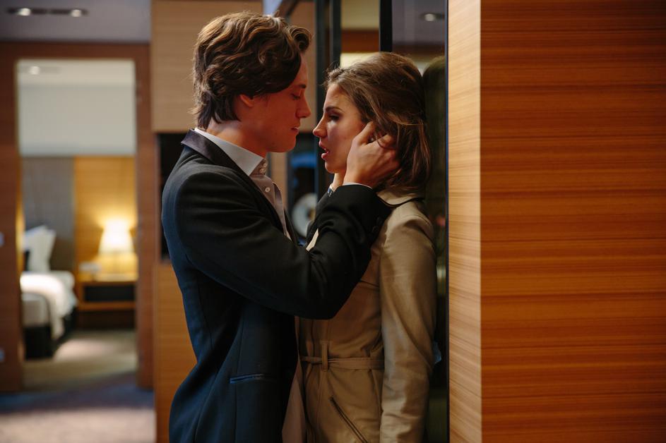 Inja Zalta, Všečkana