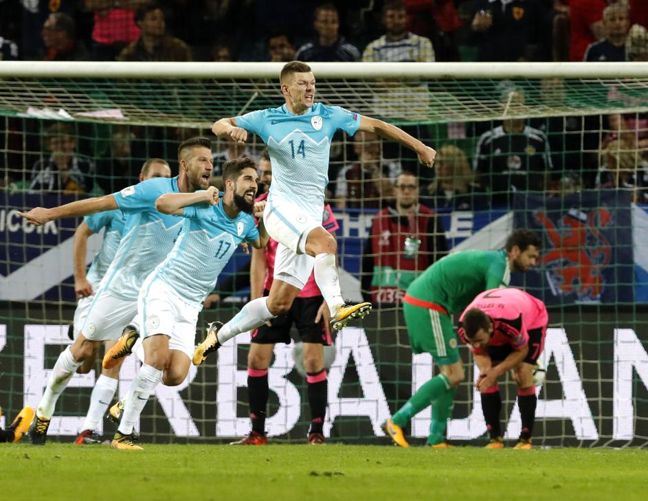 Roman Bezjak Slovenija Škotska kvalifikacije za SP