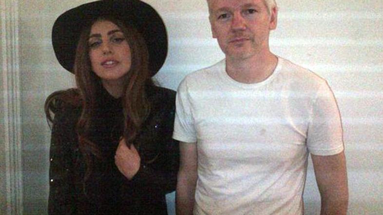 Lady Gaga Julian Assange