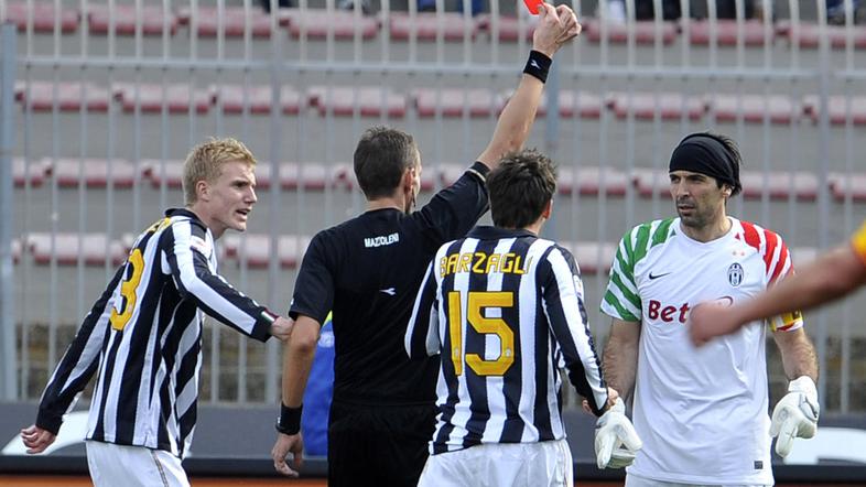 Lecce : Juventus 2:02