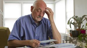 moski, starejši moški, skrb