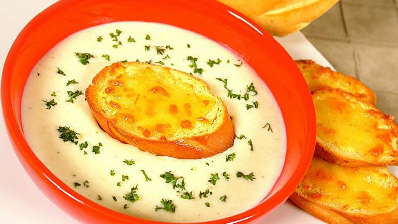 Dopolnite jo lahko tudi z brokolijem.