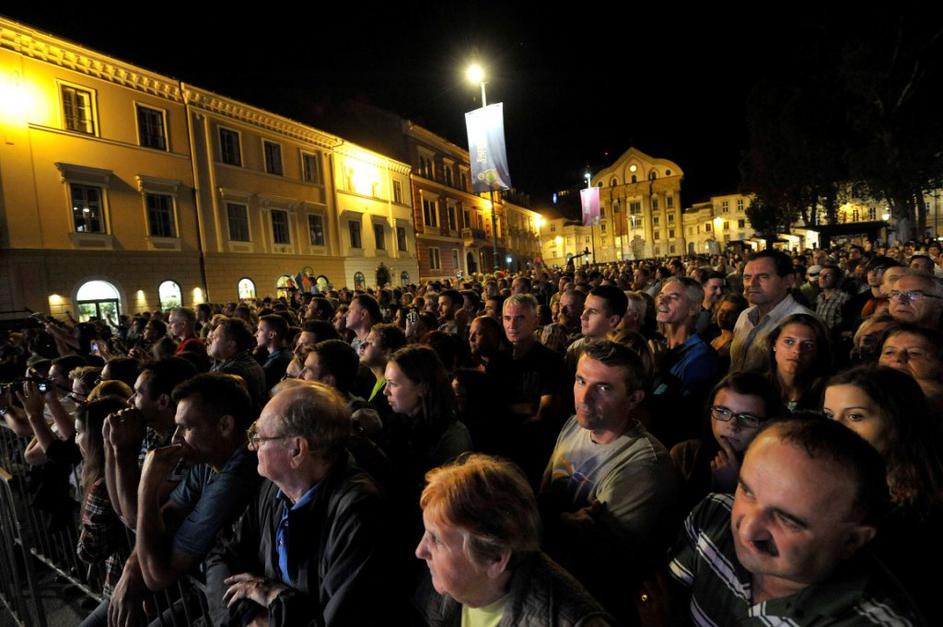 gledalci navijači EuroBasket otvoritvena slovesnost otvoritev Kongresni trg evro