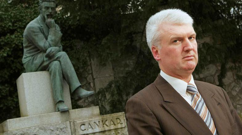 Preiskava se je zgodila na Stari Vrhniki, ki leži med Vrhniko in Horjulom, kjer 