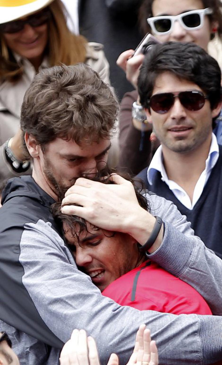 Rafael Nadal Pau Gasol OP Francije finale | Avtor: EPA