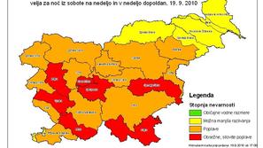 Opozorilo najvišje stopnje za noč in jutrišnji dan velja na večjem delu Primorsk