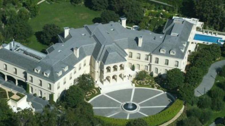 Candy Spelling za The Manor hoče 150 milijonov dolarjev. In nikakor vas ne nagov
