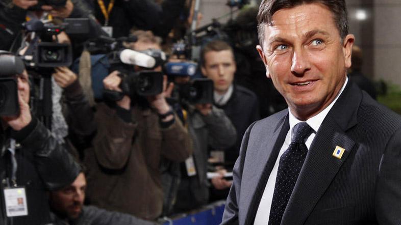 Uradno vabilo je na slavnostni seji prejel premier Borut Pahor, v Parizu ga spre