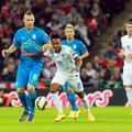 Kurtić Sterling Kampl Cahill Anglija Slovenija Wembley