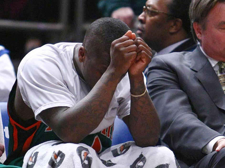Nate Robinson od prvega decembra le še sedi na klopi Knicksov. (Foto: AFP)