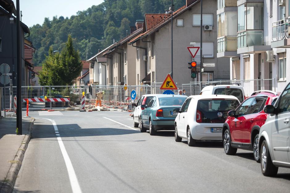 Gradbišče na križišču Verovškove in Drenikove ulice v Ljubljani. | Avtor: Anže Petkovšek