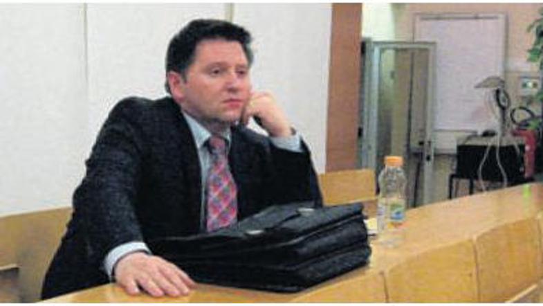 Robert Ostrelič pravi, da ni politično dejaven, simpatizira pa z opcijo mladih.