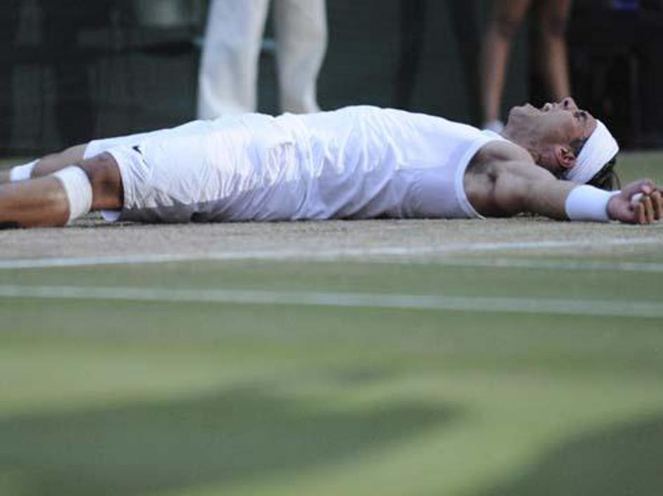 Rafael Nadal je bil tokrat močnejši od Rogerja Federerja, vremena in samega sebe