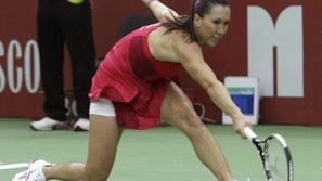 Prva nosilka Jelena Janković se je zanesljivo uvrstila v finale turnirja v Moskv