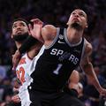 New York Knicks : San Antonio Spurs