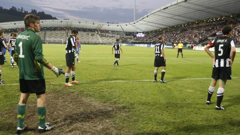 Mura 05 Arsenal Kijev Drakovič Cipot