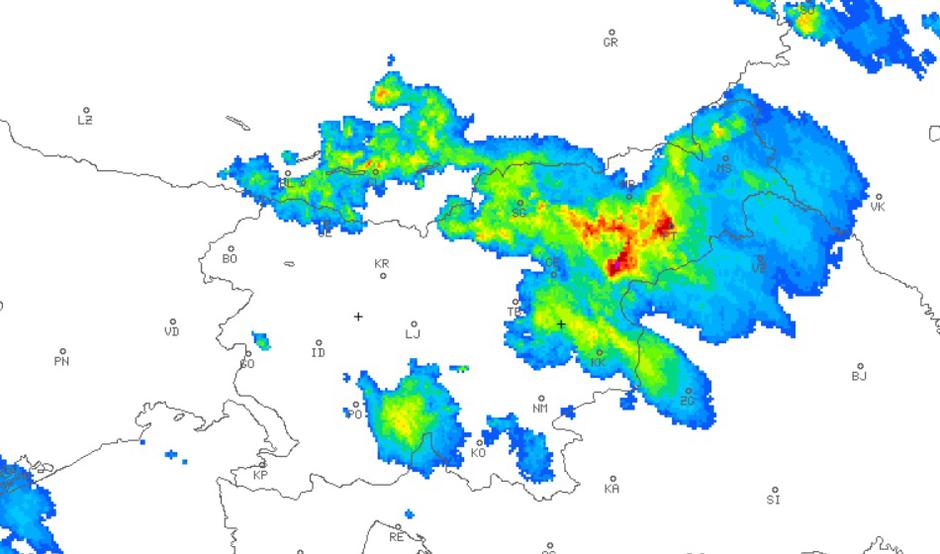 Radarska slika padavin | Avtor: Arso
