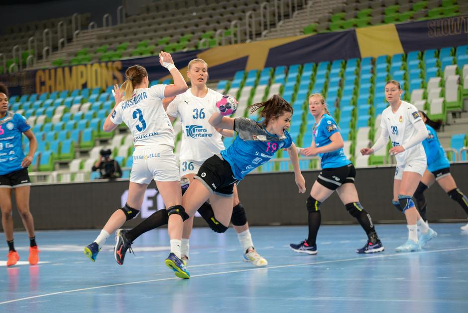 Nataša Ljepoja | Avtor: FB Krim Mercator